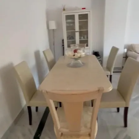 Puerto Banus Homestay Marbella